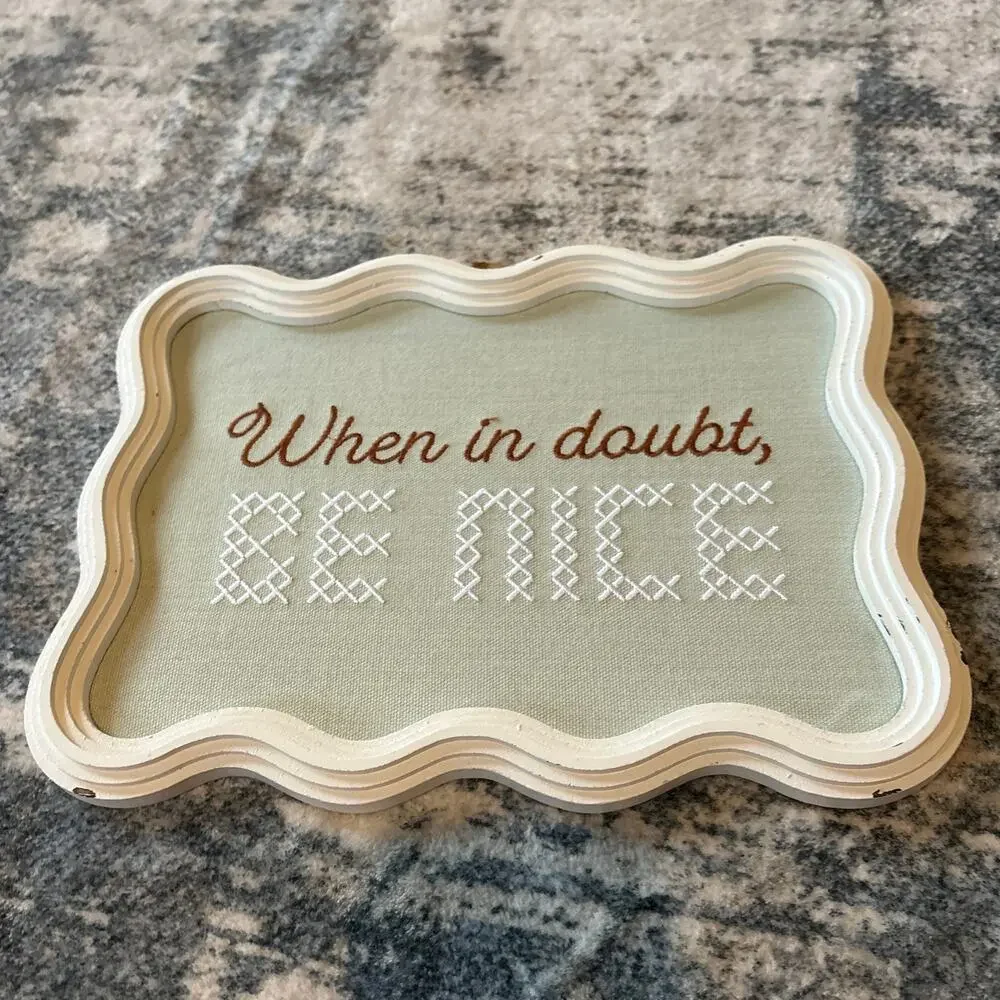Ankyo When In Doubt Be Nice‎ Wooden Wall Decor White